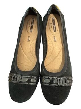 Clarks Black Suede Ballet Flats with Patent Trim Size 9